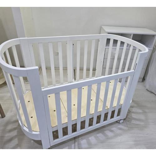 Culla ovale evolutiva Ovaly Bianca con materassi