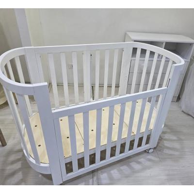 Culla ovale evolutiva Ovaly Bianca con materassi